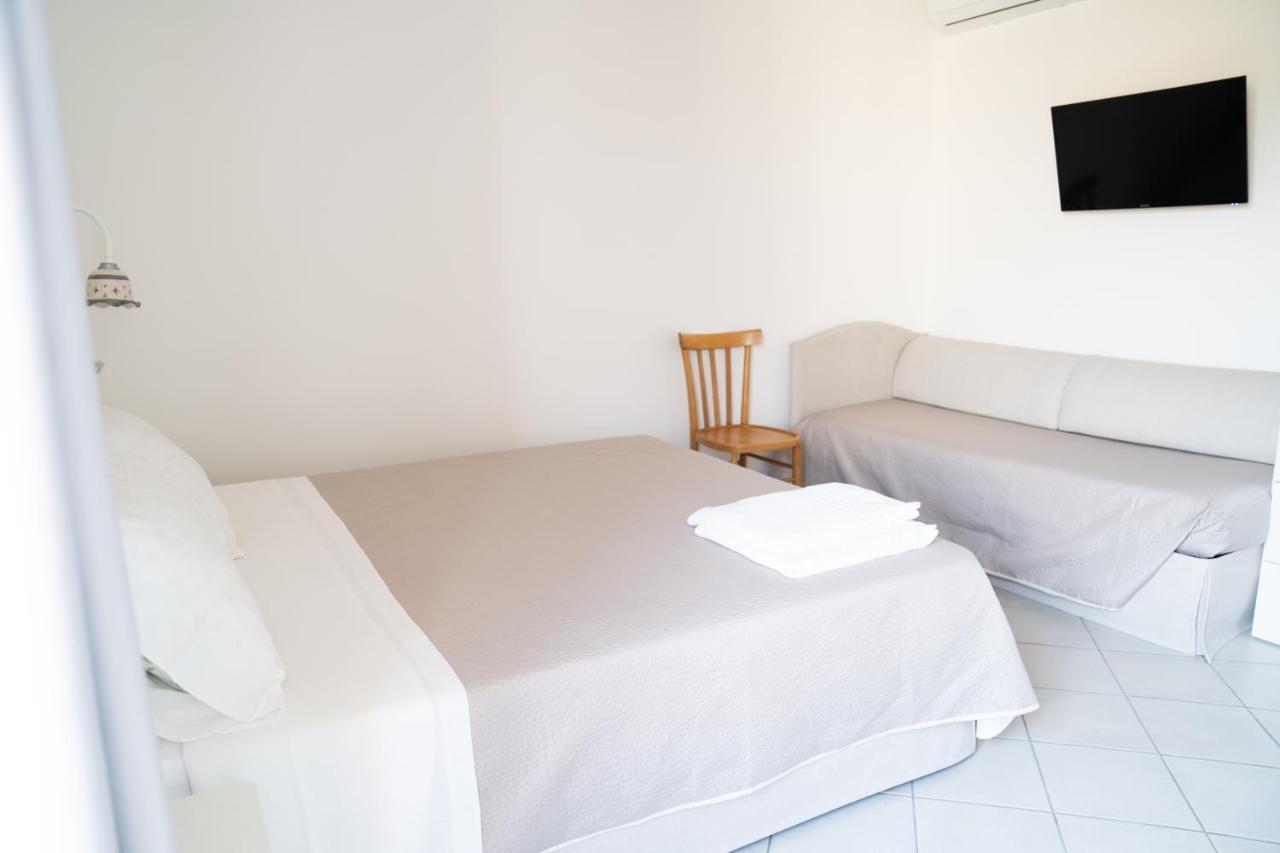 Casa Lussu Hotel Lipari  Buitenkant foto