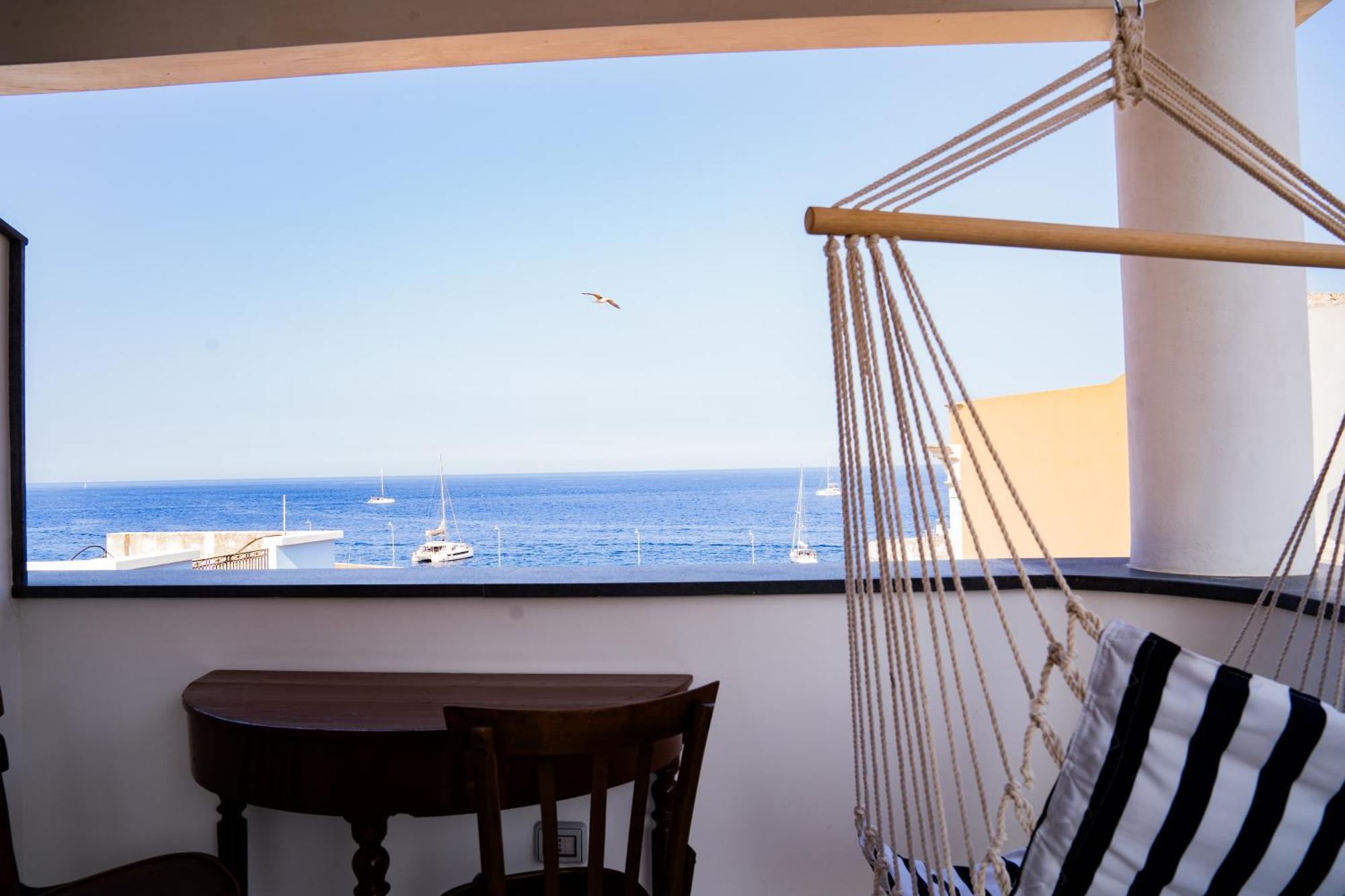 Casa Lussu Hotel Lipari  Buitenkant foto